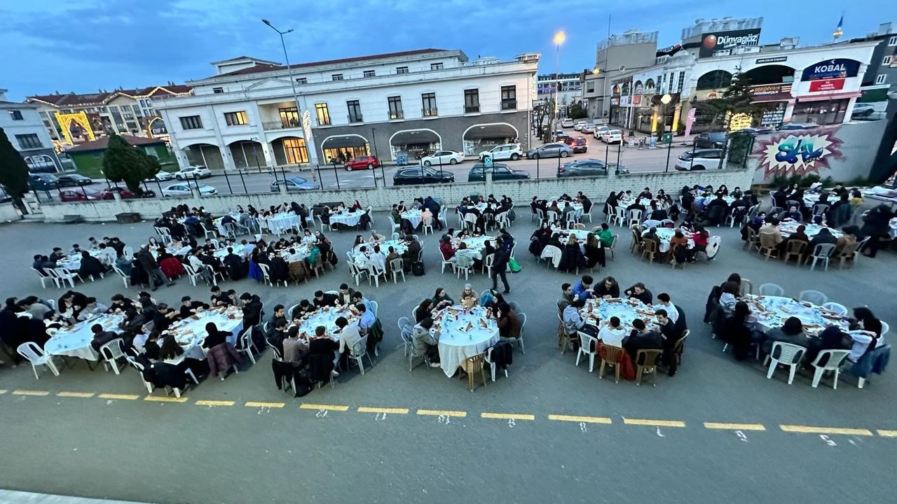 İftar Yemeği Organizasyonu